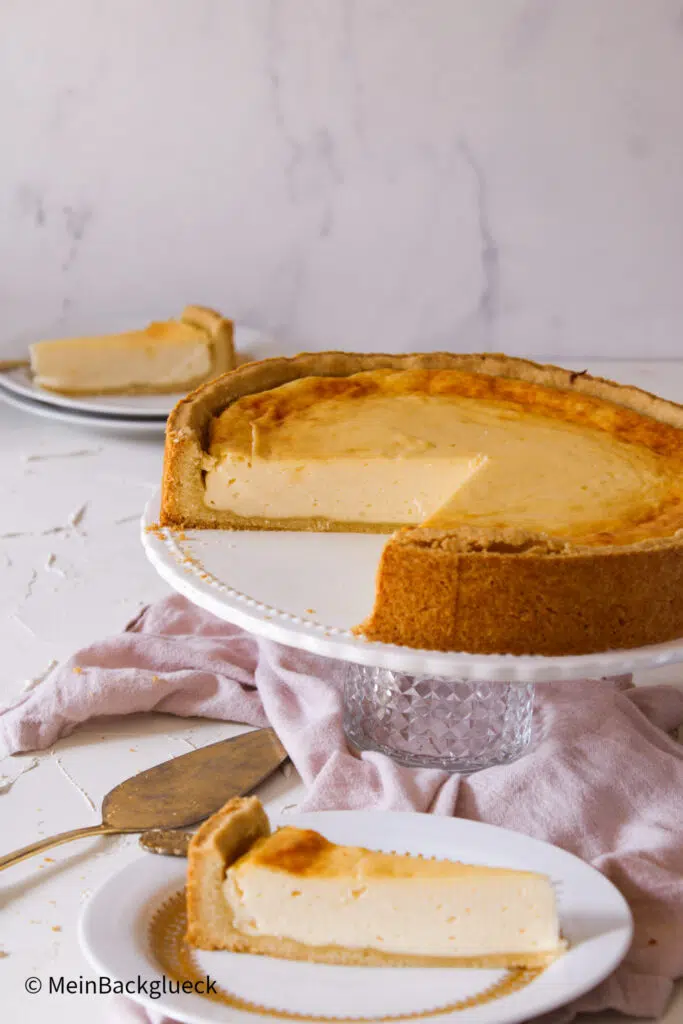 Käsekuchen Rezept einfach & lecker 4 Käsekuchen Rezept einfach mit Boden