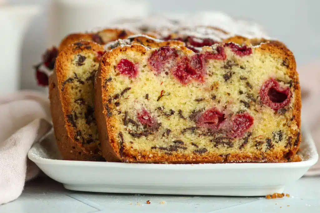 Kastenkuchen mit Kirschen und Schokostreusel 4 Kastenkuchen mit Kirschen