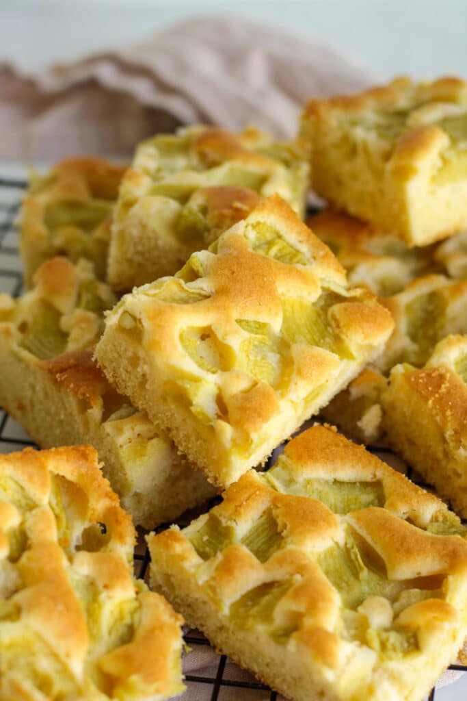 schneller Rhabarberkuchen Blech