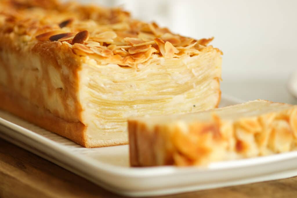 Französischer unsichtbarer Apfelkuchen